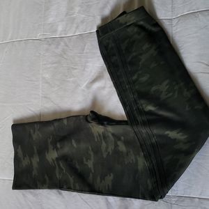 XL Camo Spanx Full Length Leggings